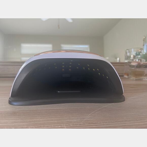 Blueque V3 Professional UV Nail Lamp with 30-120s settings - Picture 2 of 4